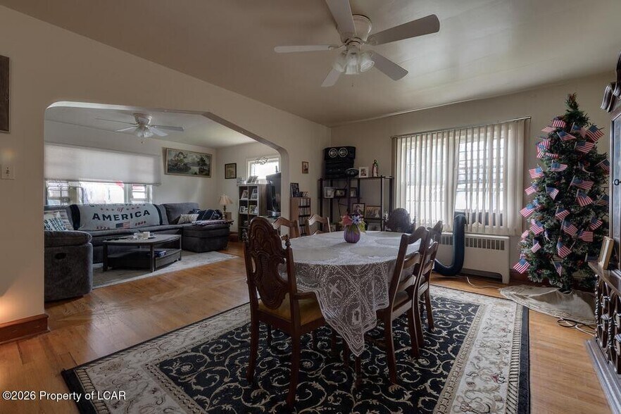 More Photos Of 205 S Poplar St, Hazleton Freestanding For Sale