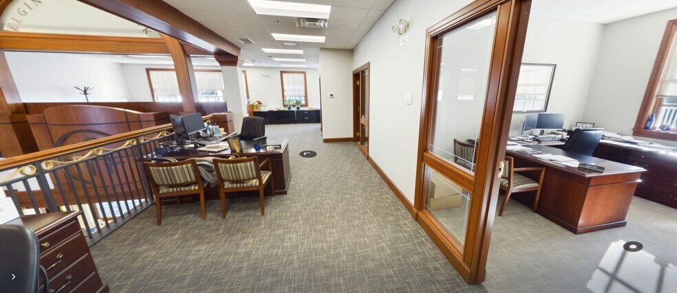 More Photos Of 1001 S Randall Rd, Elgin Office For Lease