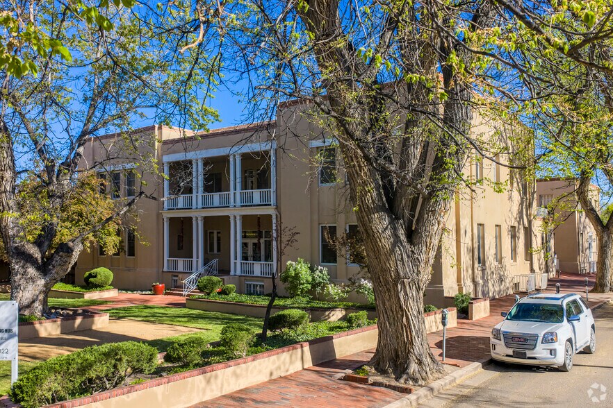 More Photos Of 141 E Palace Ave, Santa Fe Coworking Space