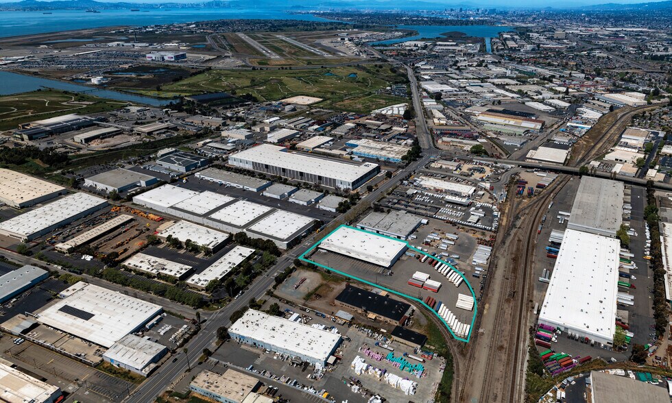 More Photos Of 1500 Doolittle Dr, San Leandro Manufacturing For Lease