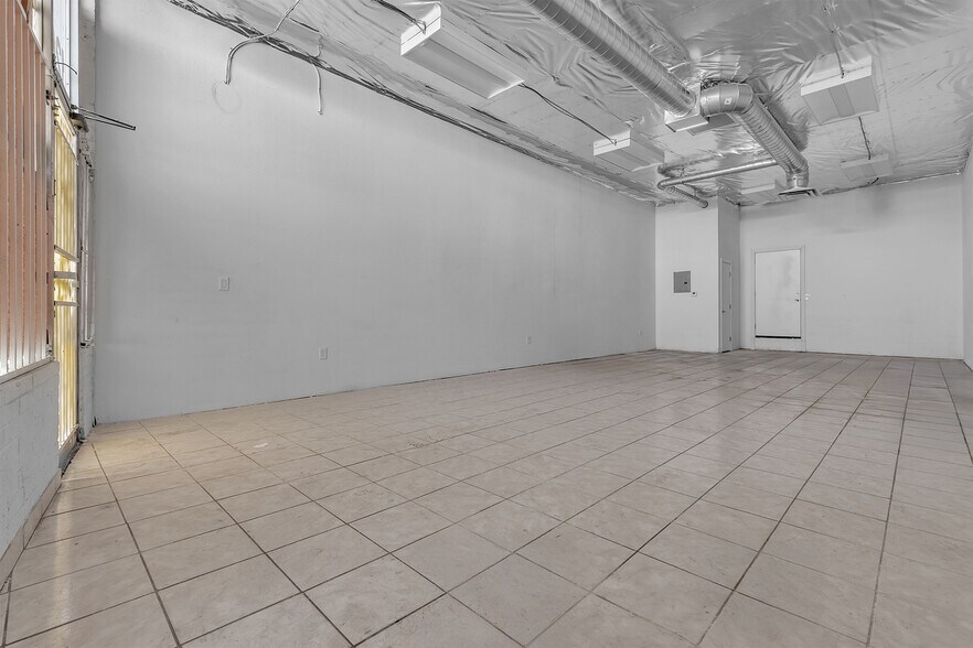 More Photos Of 1200-1210 Stewart Ave, Las Vegas Unknown For Lease