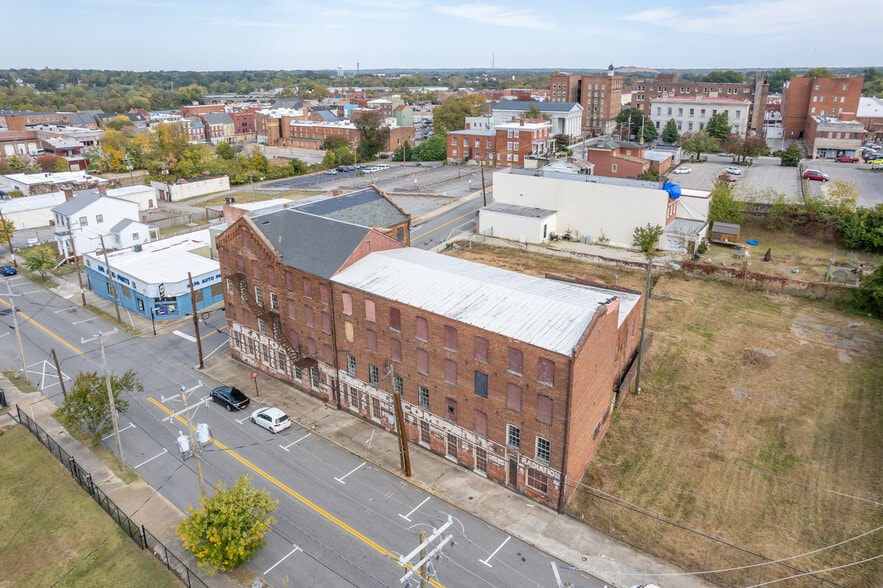 More Photos Of 125 N Market St, Petersburg Warehouse For Sale