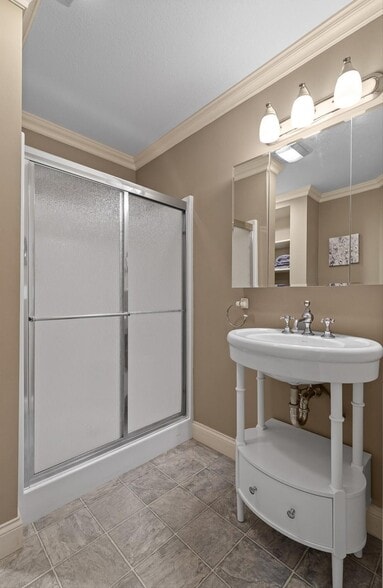 More Photos Of 1020 Thomas Rd, Benton Multifamily For Sale