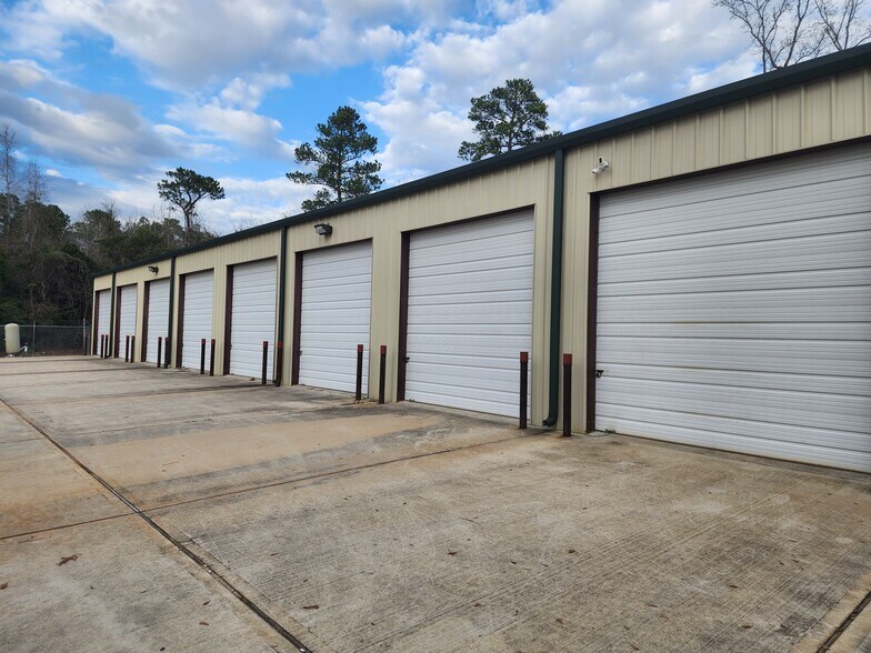 More Photos Of 13398 Cedar Hill Dr, Montgomery Warehouse For Sale
