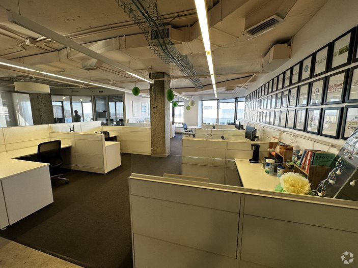 More Photos Of 8200 Greensboro Dr, McLean Office For Lease