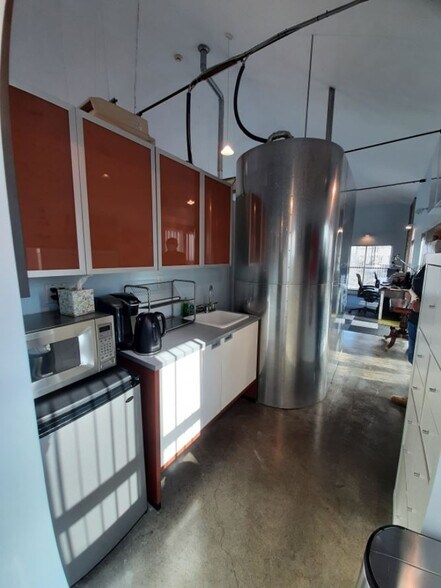 More Photos Of 10 Marshall St, Norwalk Loft Creative Space For Sale