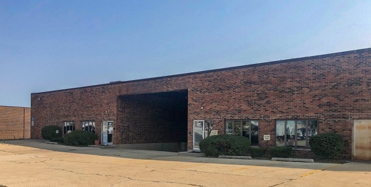 More Photos Of 1421 W Fullerton Ave, Addison Industrial For Sale