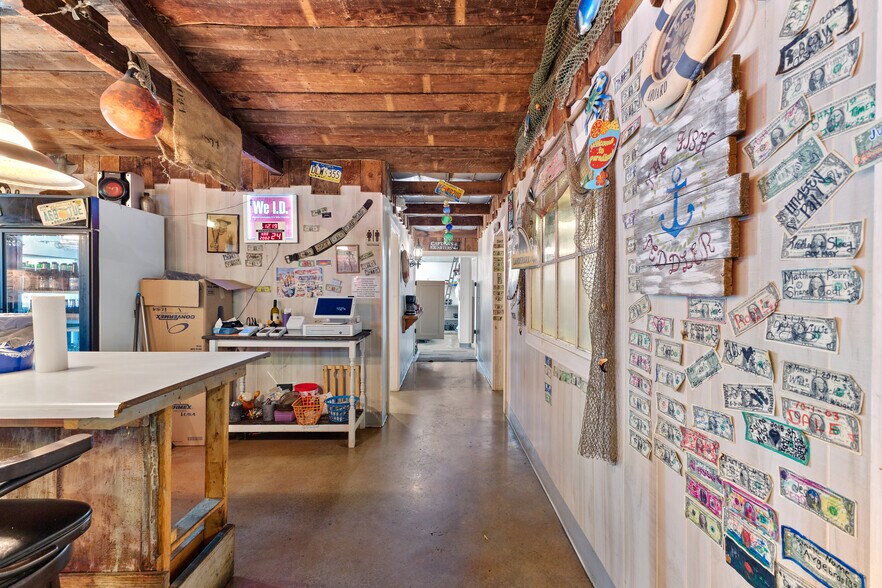 More Photos Of 1702 Highway 19 N, Thomaston Restaurant For Sale