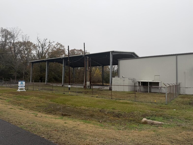 More Photos Of 218 Springfield Rd, Baton Rouge Warehouse For Sale