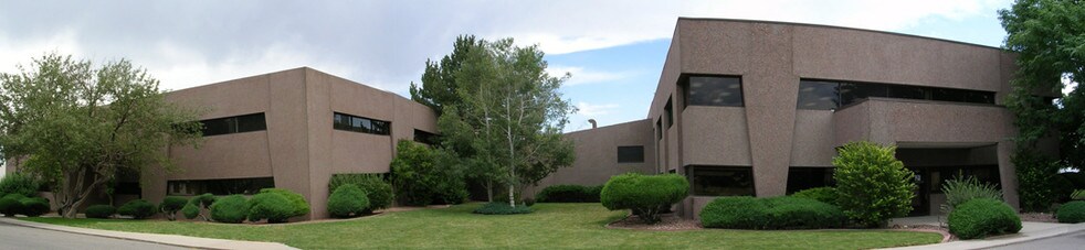 More Photos Of 4850-4860 Ward Rd, Wheat Ridge Flex For Lease