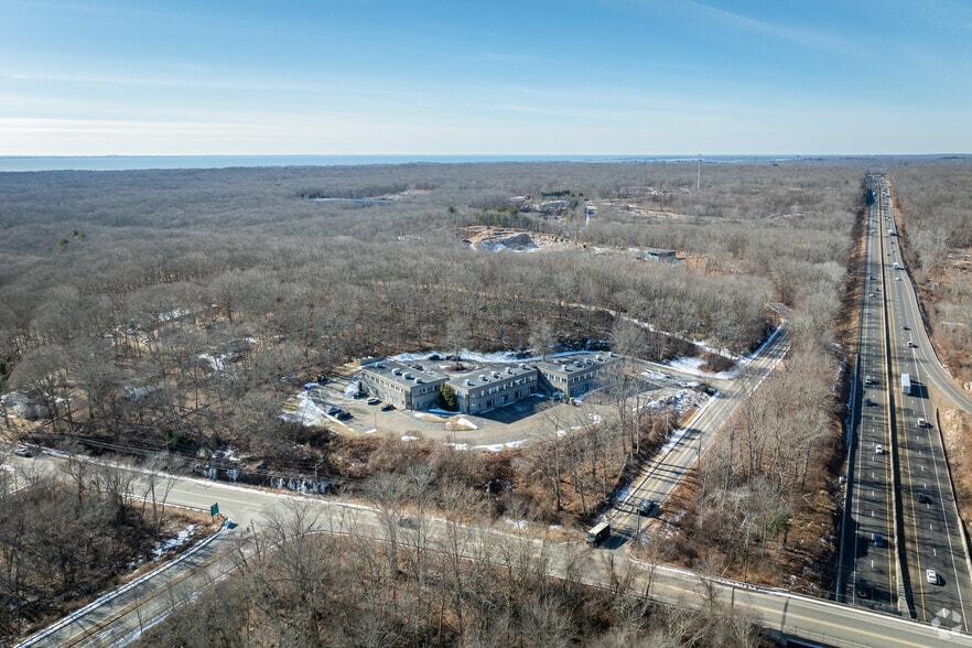 More Photos Of 55-57 Hatchetts Hill Rd, Old Lyme Office For Lease