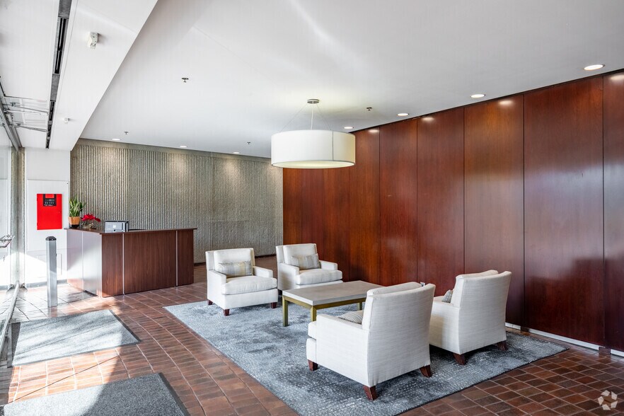 More Photos Of 2801 Buford Hwy NE, Atlanta Office For Lease