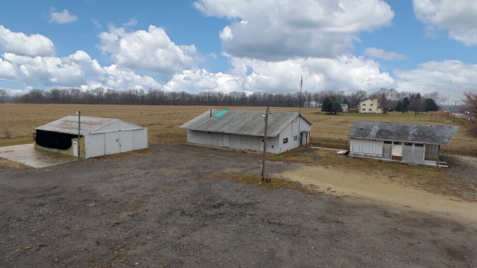 More Photos Of 23906 S Frontage Rd, Channahon Service For Sale