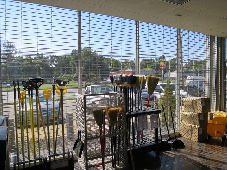 3394 Winchester Rd, Memphis, TN 38118 Warehouse For Sale