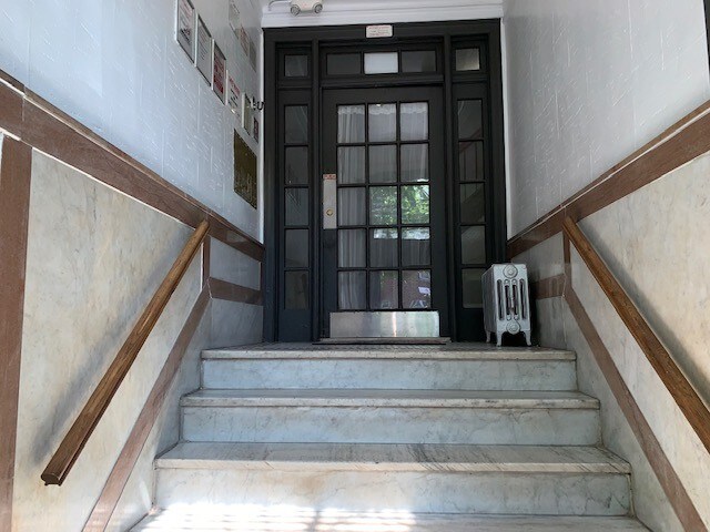 More Photos Of 3004 Cruger Ave, Bronx Apartments For Sale