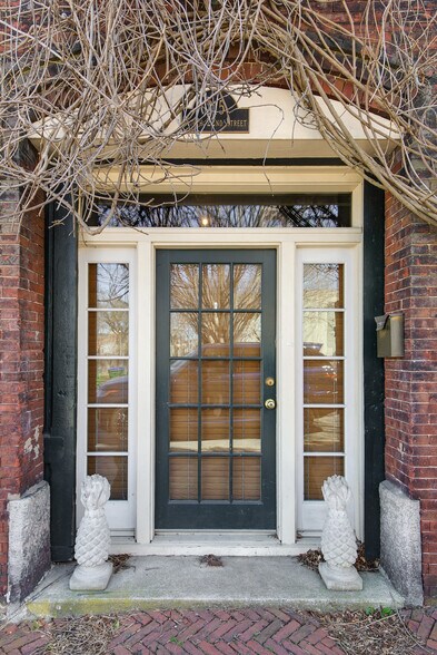 More Photos Of 2200 E Grace St, Richmond Apartments For Sale