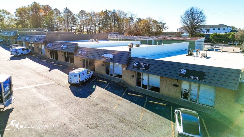 More Photos Of 5891 New Peachtree Rd, Doraville Warehouse For Lease