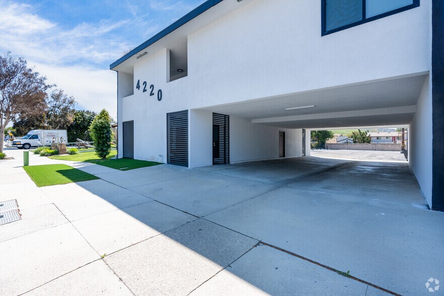 More Photos Of 4220 E Los Angeles Ave, Simi Valley Loft Creative Space For Lease