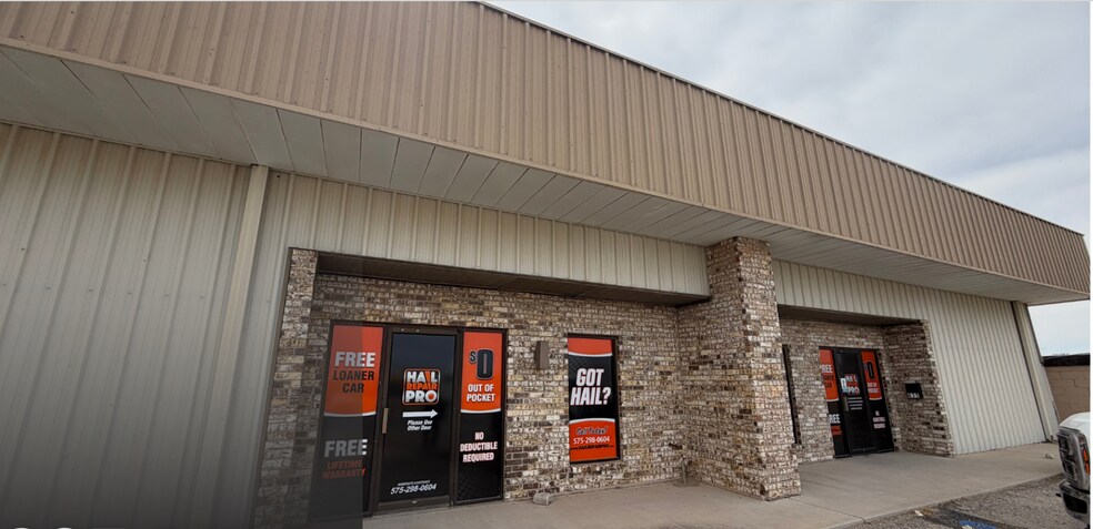 More Photos Of 835 W Sunrise Cir, Hobbs Showroom For Lease