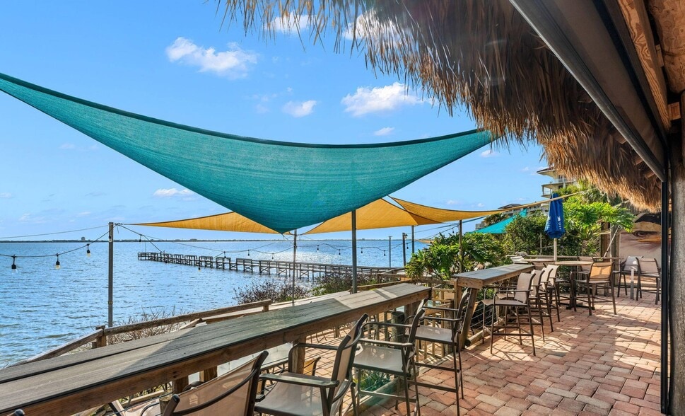 More Photos Of 4845 Dixie Hwy NE, Palm Bay Restaurant For Sale