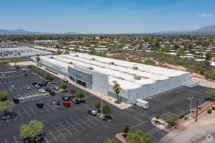 More Photos Of 5205-5285 E Broadway Blvd, Tucson Unknown For Lease