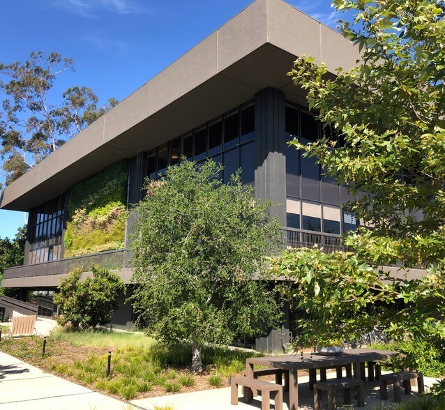 More Photos Of 3402 Pico Blvd, Santa Monica Office For Lease
