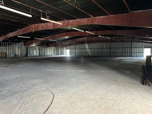 More Photos Of 37310 FM 521 Rd, Brazoria Distribution For Lease