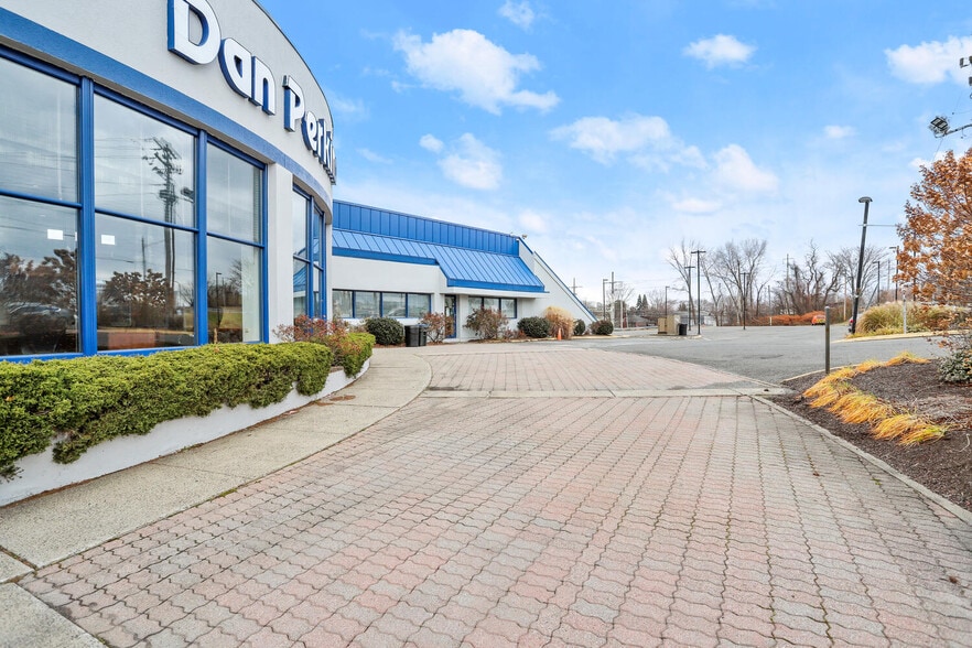 More Photos Of 1 Boston Post Rd, Milford Auto Dealership For Sale