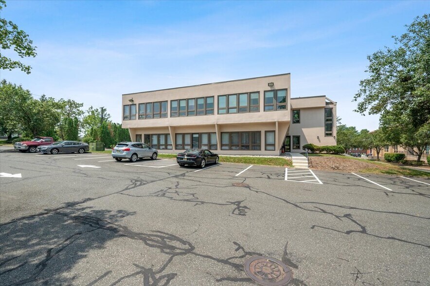 More Photos Of 674 US Highway 202, Bridgewater Medical For Sale