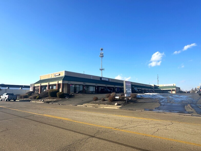 Primary Photo Of 8935-8947 Kingsridge Rd, Dayton Storefront Retail Office For Sale