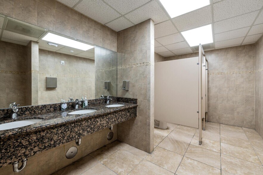 More Photos Of 15055 SW 122nd Ave, Miami Office For Sale