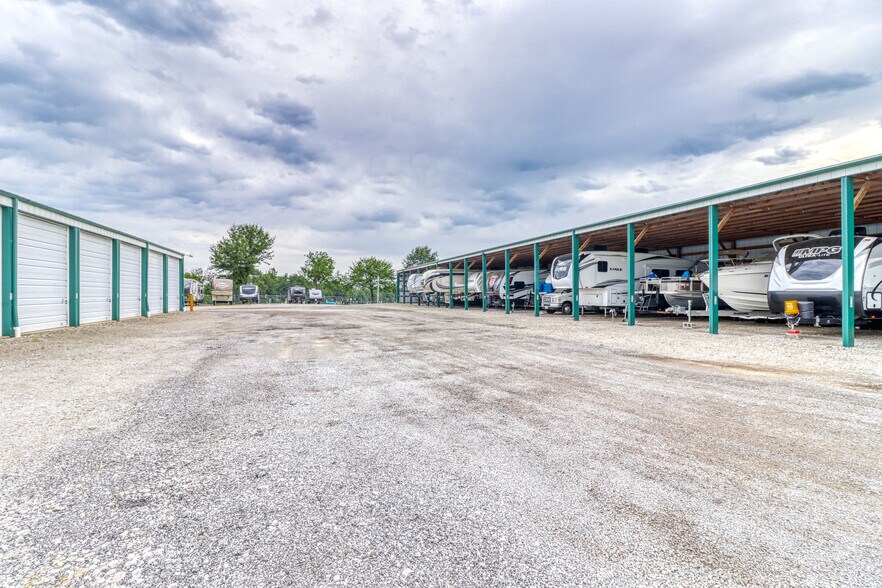 More Photos Of 18316 Collins Rd, Smithville Land For Lease