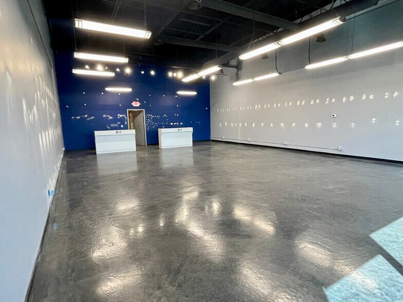 More Photos Of 4100-4136 Lafayette Blvd, Fredericksburg Light Distribution For Lease