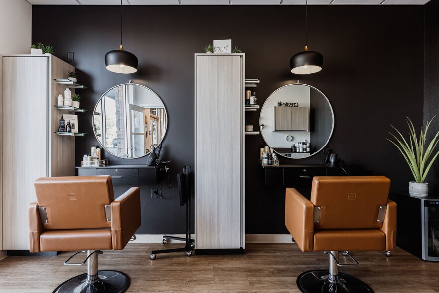 More Photos Of 2040 E Tangerine Rd, Oro Valley General Retail For Lease