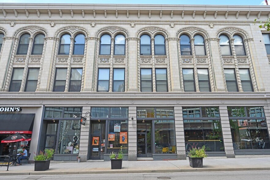 More Photos Of 623 Madison Ave, Covington Office Residential For Lease