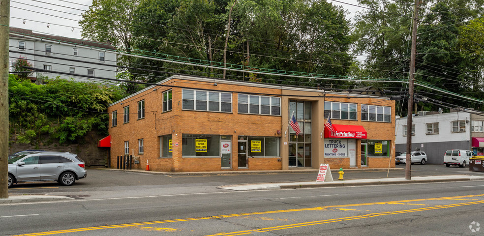 Primary Photo Of 258 Saw Mill River Rd, Elmsford Freestanding For Lease