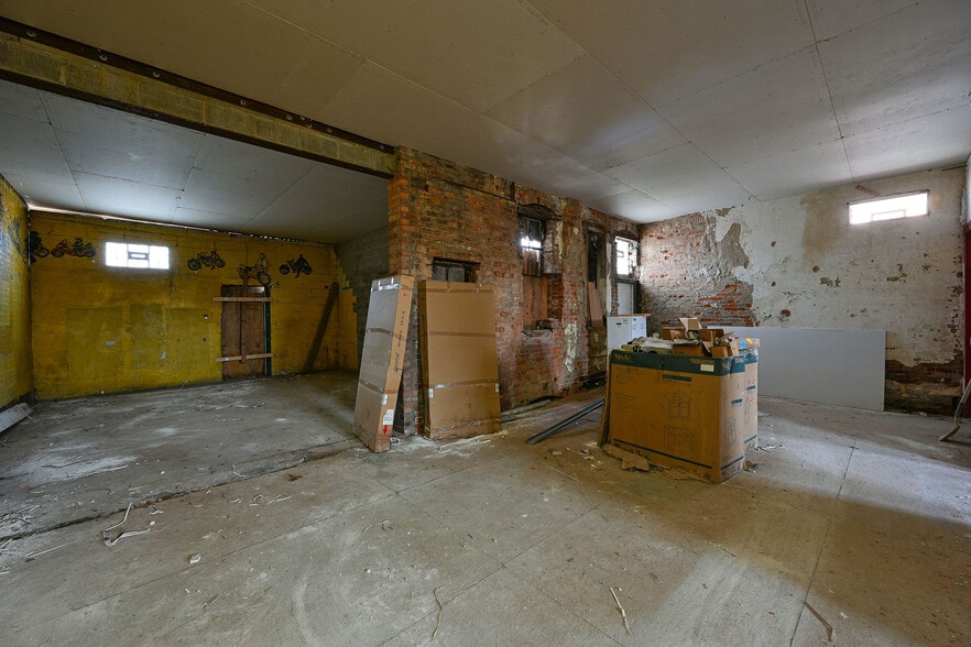 More Photos Of 1913 Central Ave, Cincinnati Office Residential For Sale