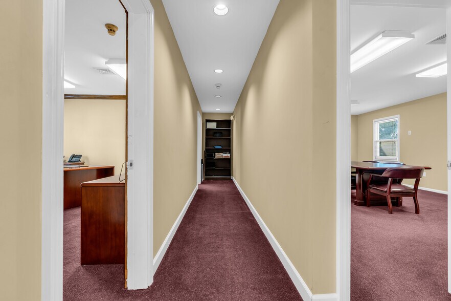 More Photos Of 30 Freneau Ave, Matawan Loft Creative Space For Lease