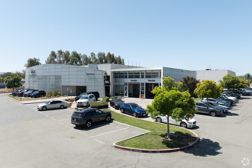 Primary Photo Of 2198 Tully Rd, San Jose Auto Dealership For Lease