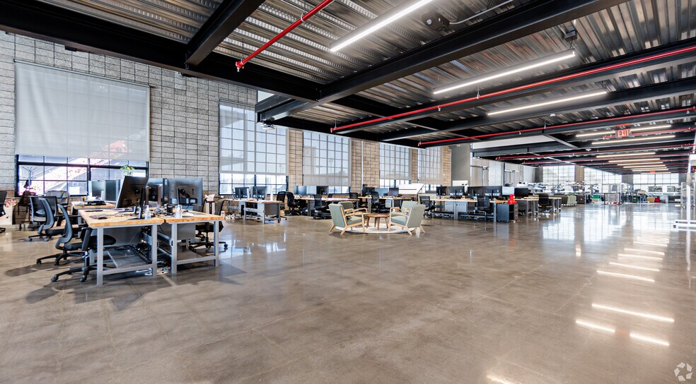 More Photos Of 136-142 Oregon St, El Segundo Research And Development For Lease