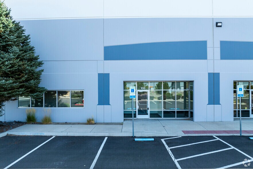 More Photos Of 775 Waltham Way, Sparks Distribution For Lease