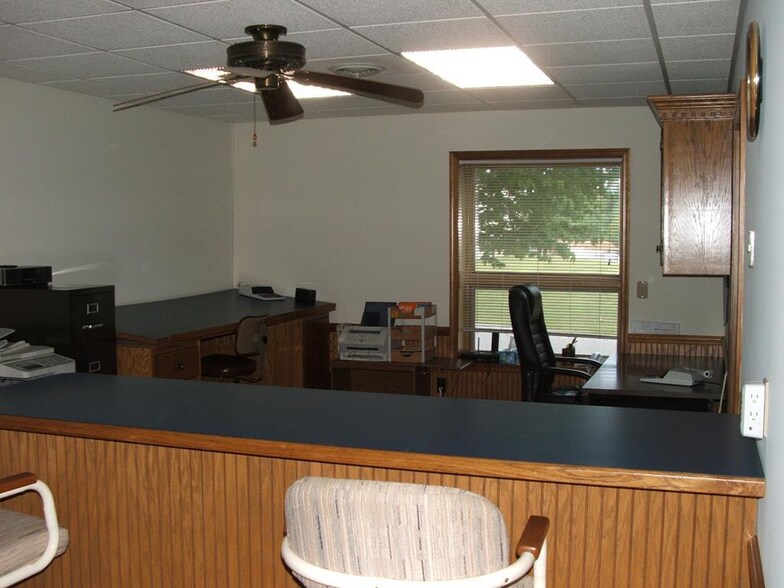 More Photos Of 471 Osborne St, Keysville Warehouse For Sale