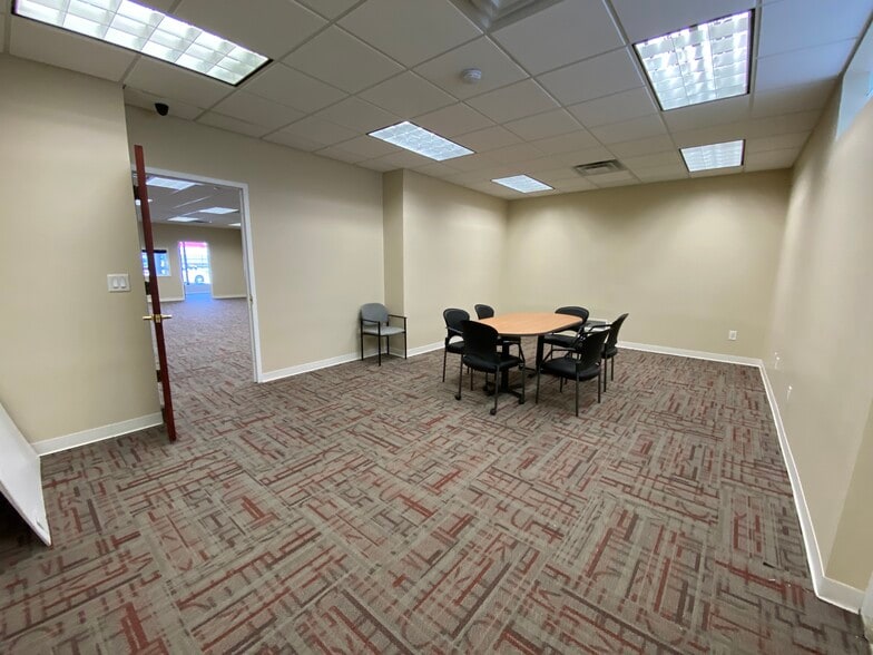 More Photos Of 4230-4236 Merrick Rd, Massapequa Storefront Retail Residential For Sale