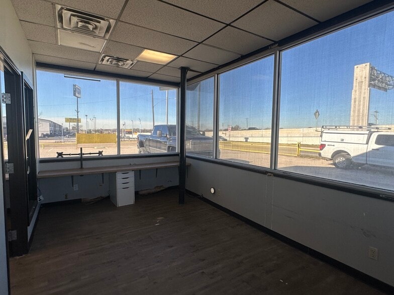 More Photos Of 2764 Interstate 30, Mesquite Land For Sale