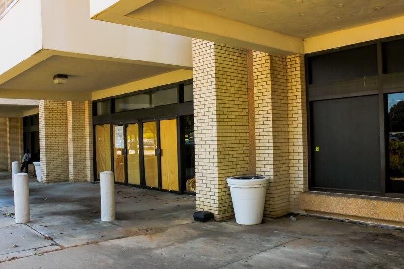 More Photos Of 2731 Candler Rd, Decatur General Retail For Lease