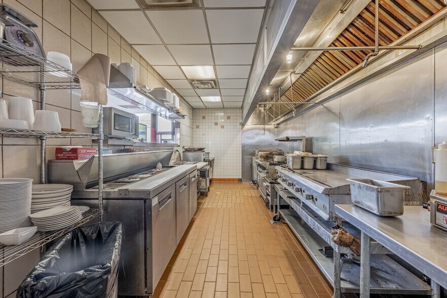 More Photos Of 3205 S Harlem Ave, Berwyn Fast Food For Sale