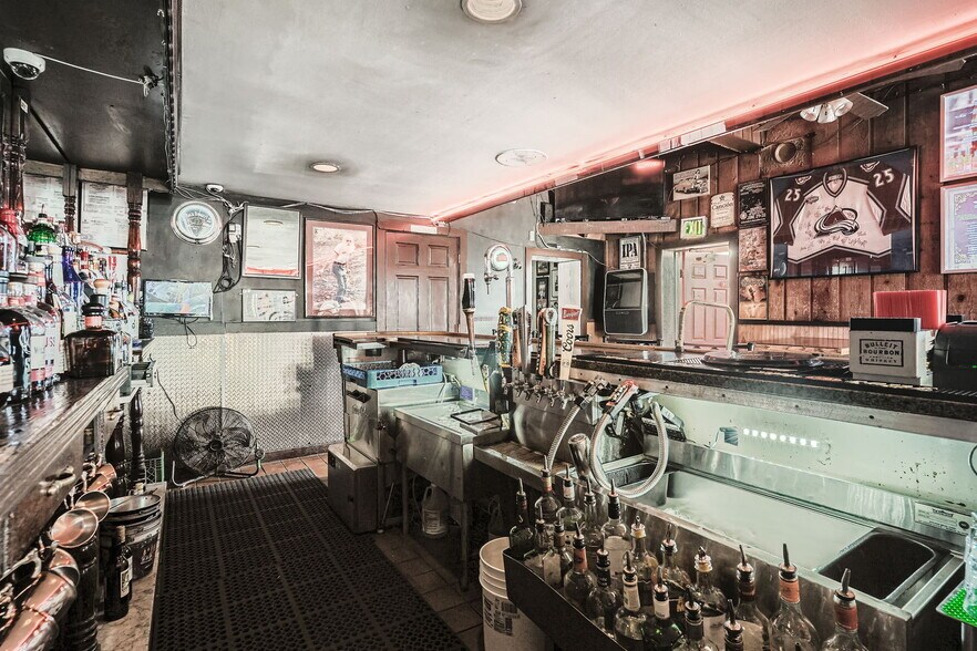 More Photos Of 1201 S. Pearl St., Denver Restaurant For Sale