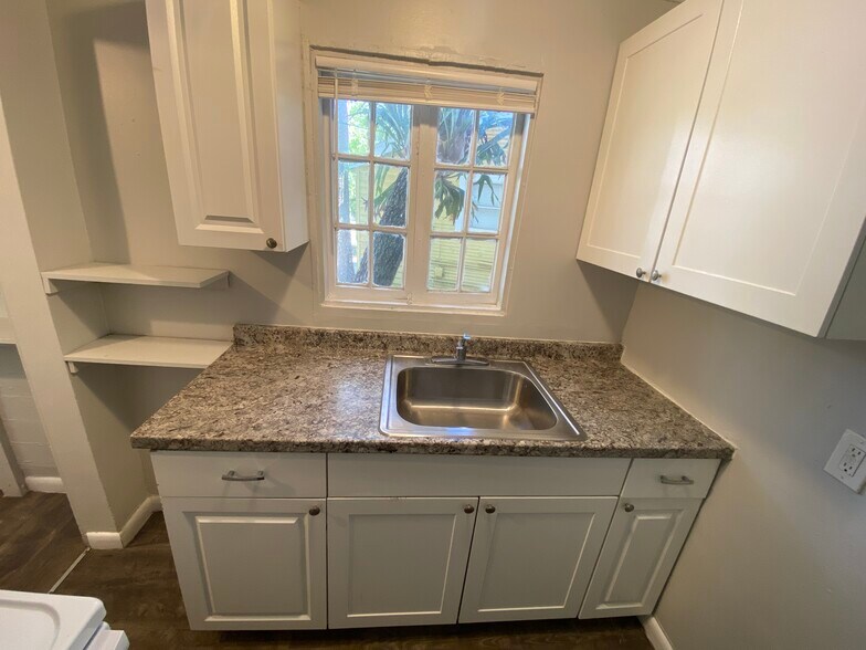 More Photos Of 3723 Morton Ave, West Palm Beach Apartments For Sale