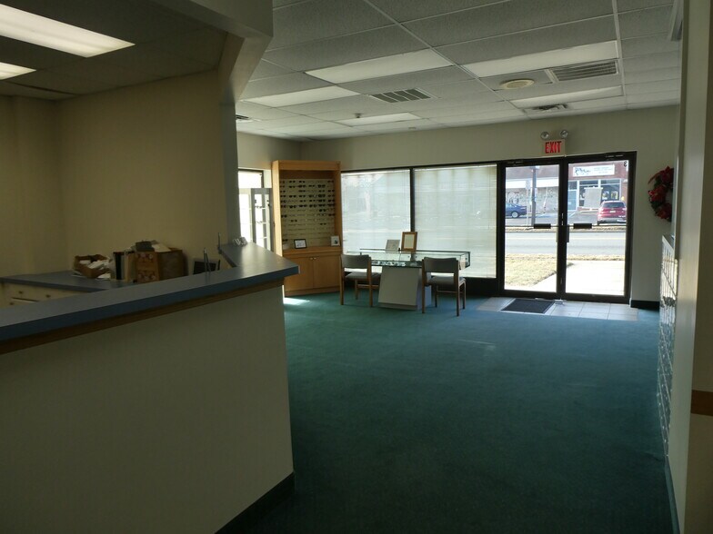 More Photos Of 310 S White Horse Pike, Somerdale Office For Lease