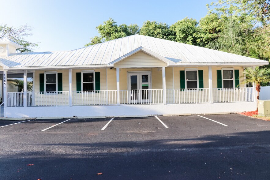 More Photos Of 12851-12853 Banyan Creek Dr, Fort Myers Office For Lease